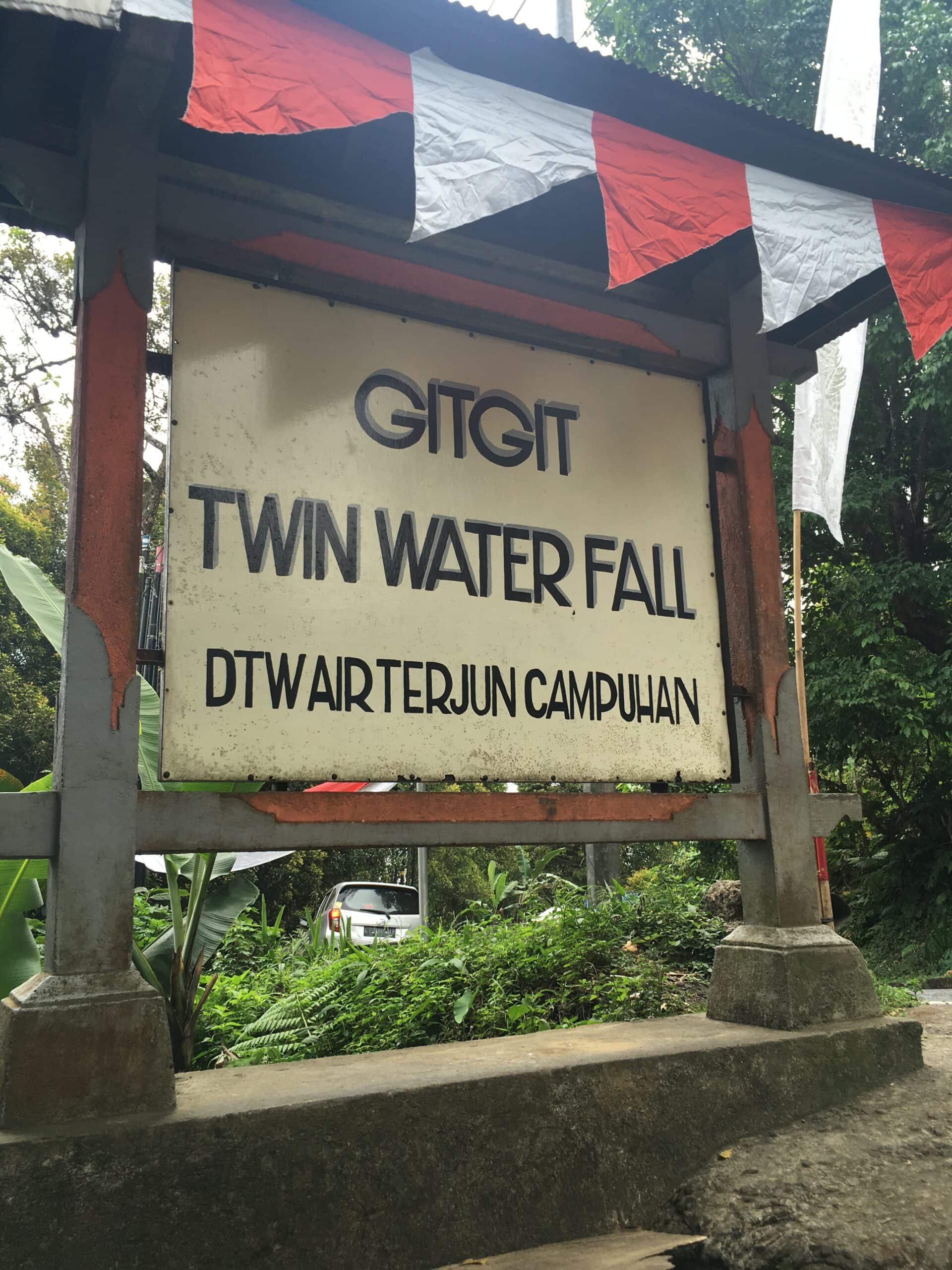 gitgit twin waterfall bord
